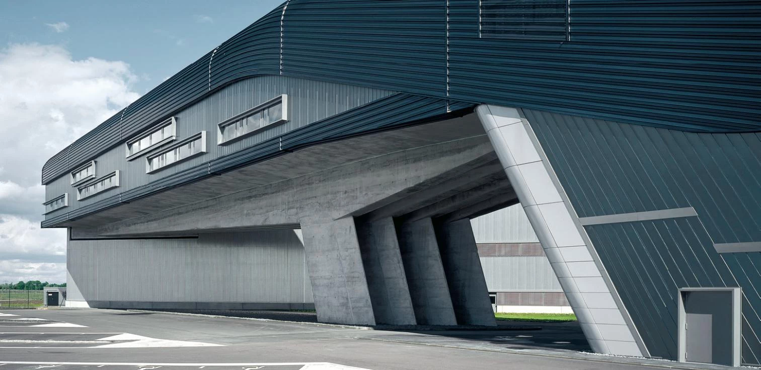 Obras con motor