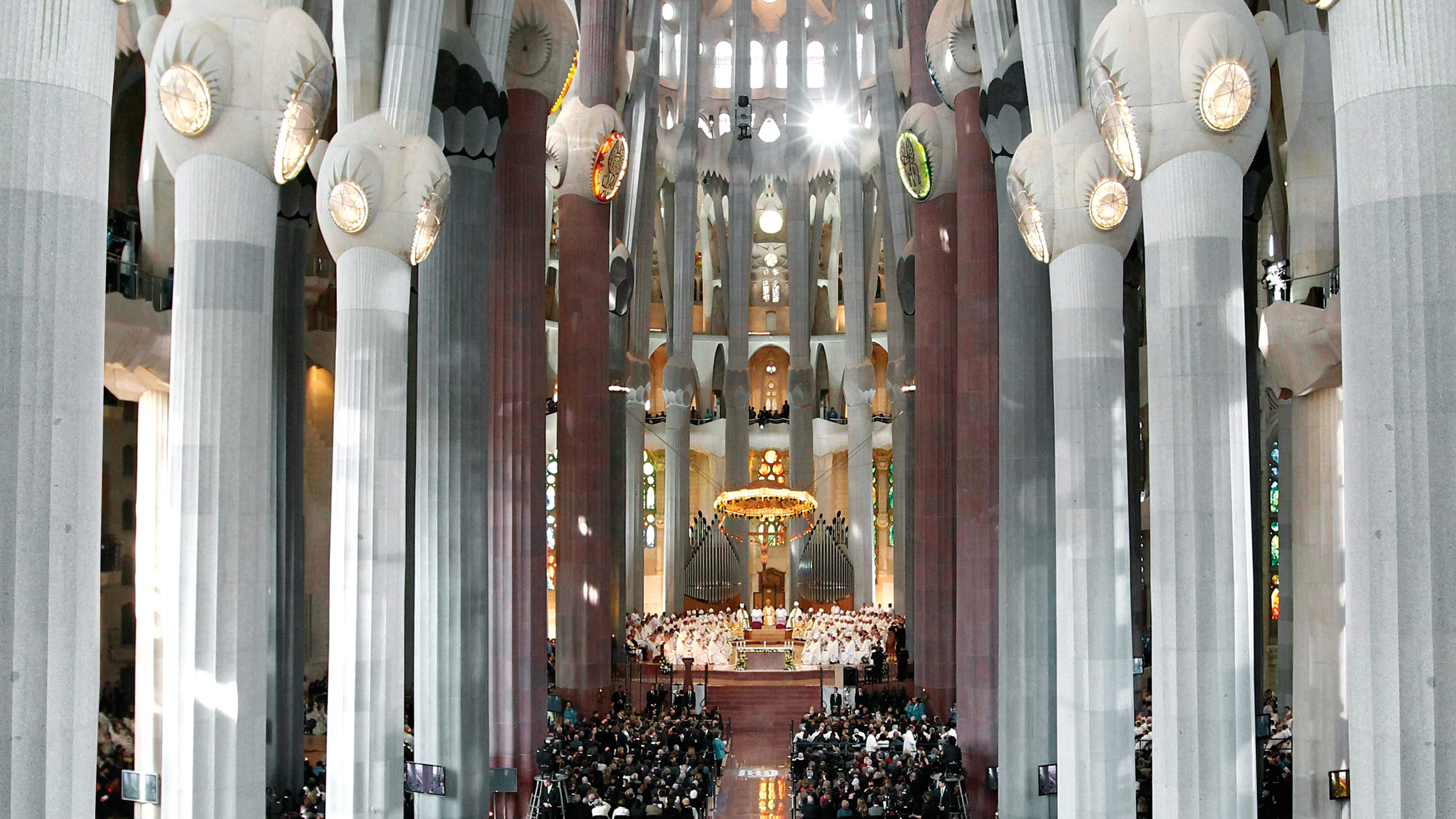 La Sagrada Familia, consagración polémica | Arquitectura Viva
