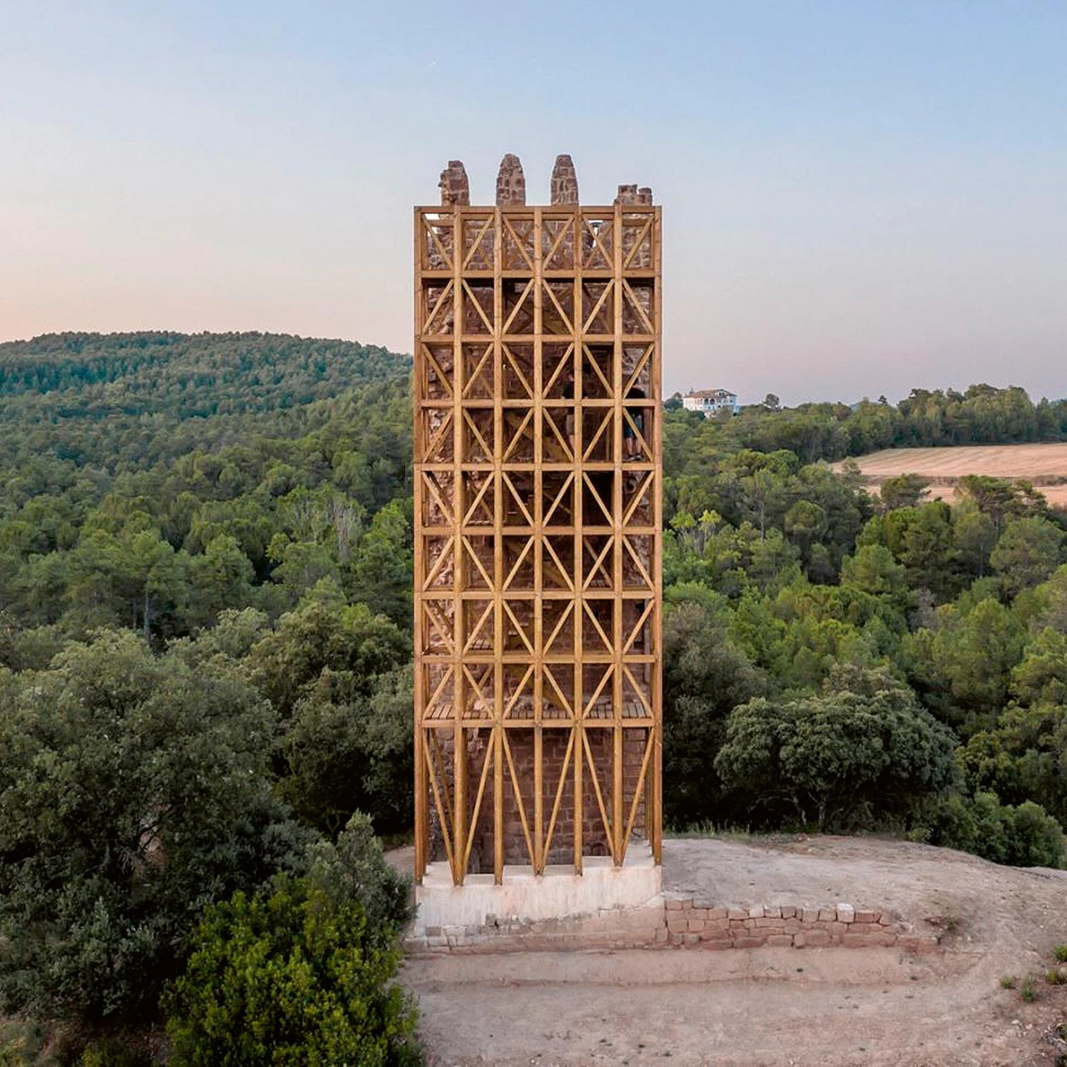 Carles Enrich Studio, Historic Tower