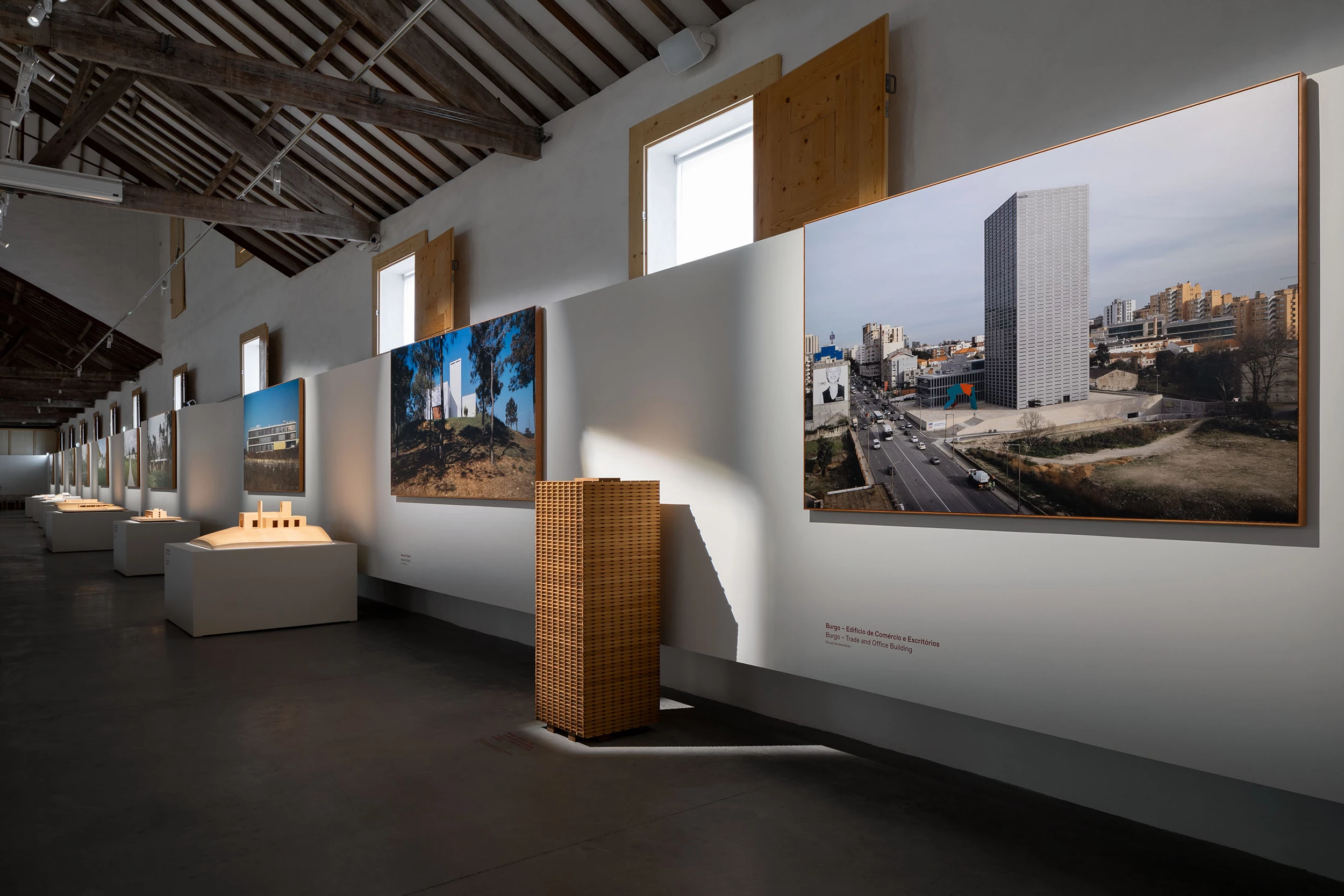 アート・デザイン・音楽 EDUARDO SOUTO DE MOURA ARCHITECT Eduardo Souto de Moura | Architecture | Store | Phaidon