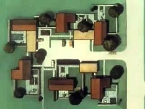 Filmada en 1959 y fruto de la colaboración entre constructores y urbanistas estadounidenses, la película Community Growth, Crisis and Challenge ofrece alternativas a los desafíos que plantea el crecimiento urbano.