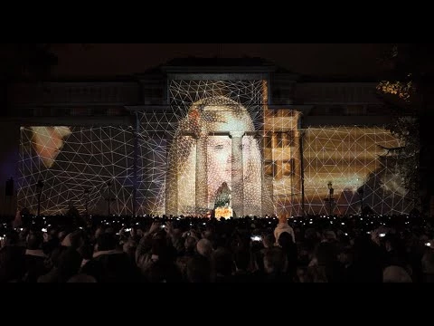 "Museo del Prado. Un lugar de memoria y futuro” Proyección 3D sobre la Puerta de Velázquez, dirigida por Onionlab y producida por Ciudadano Kien, dentro de los festejos que conmemoran el 200 aniversario del Museo Nacional del Prado.