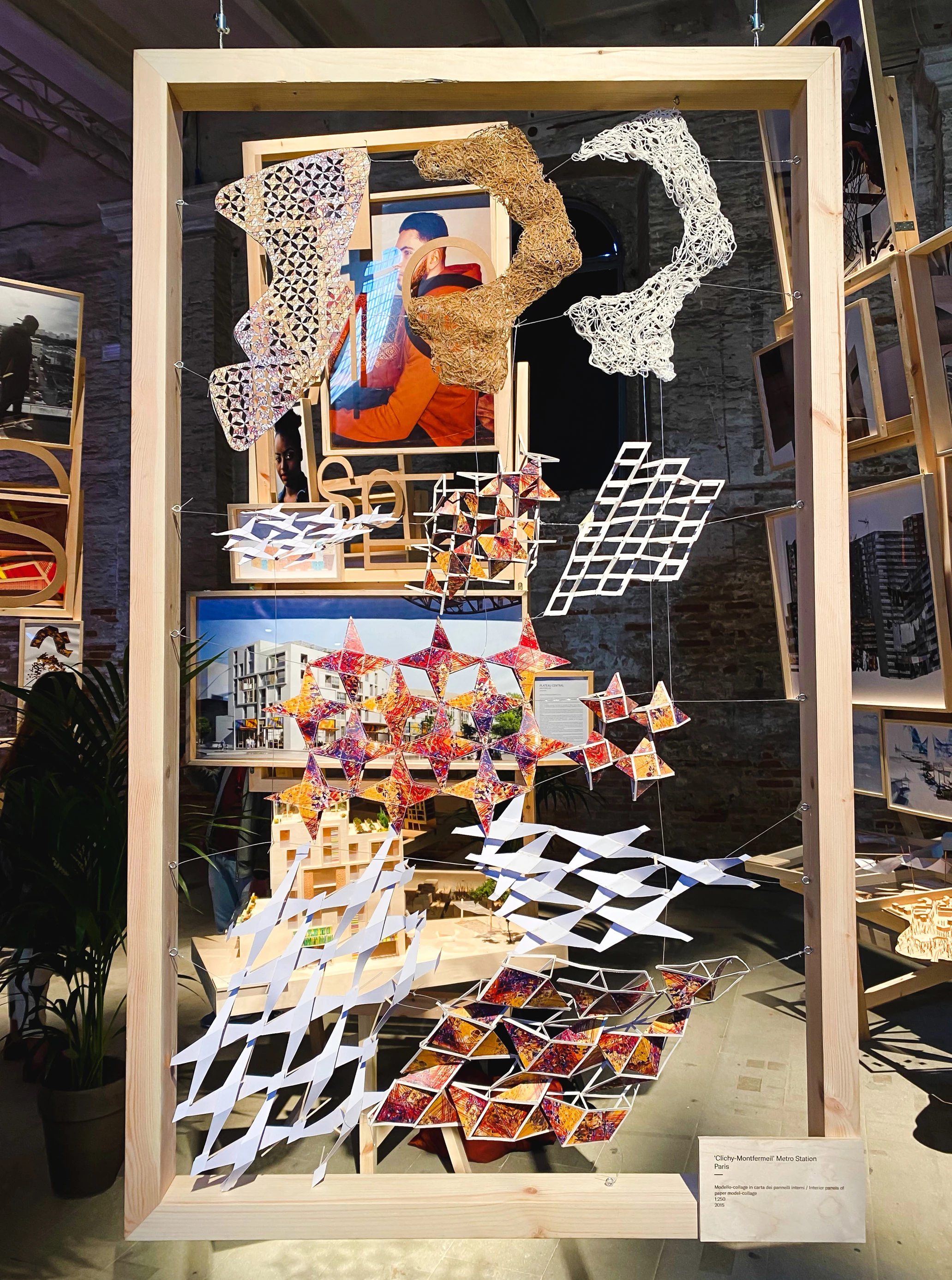 アート・デザイン・音楽 MIRALLES TAGLIABUE EMBT Gallery of Miralles Tagliabue EMBT Wins Competition to