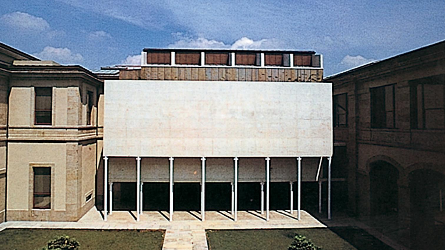 1990.1 Concurrencia pública
