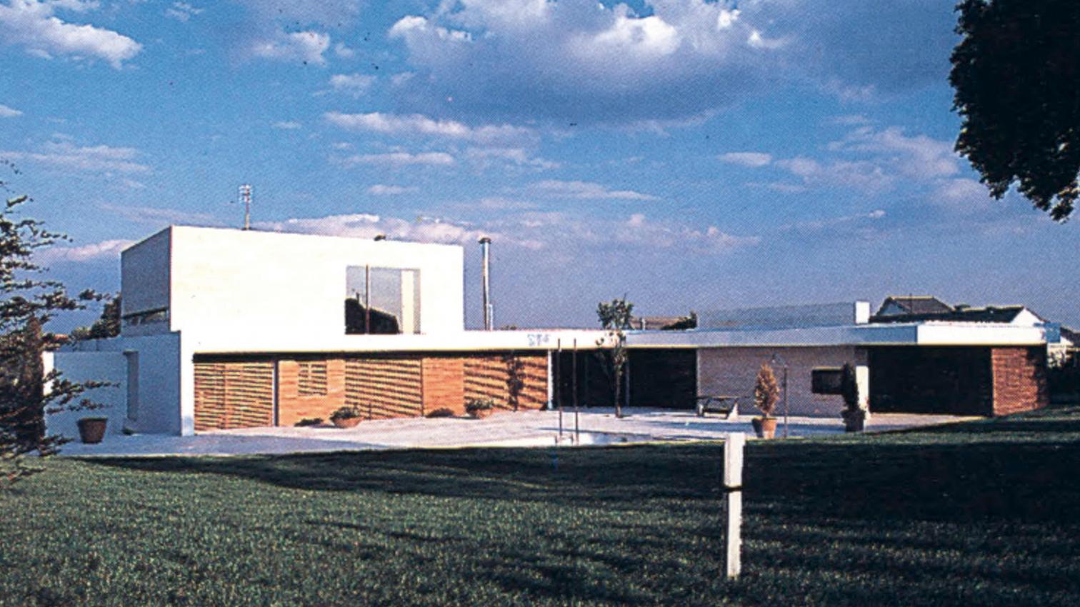 1995. 6 Residencia varia