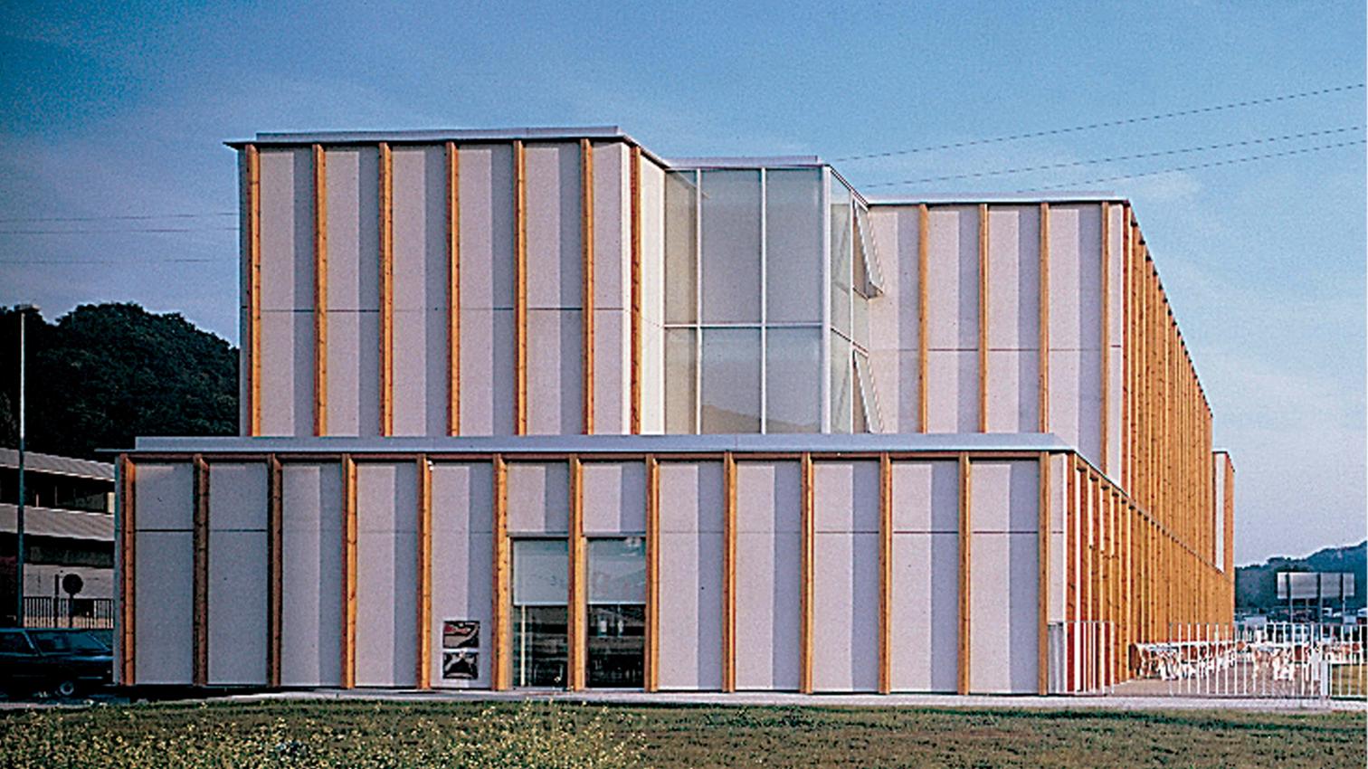 1999. 6 Programa residencial