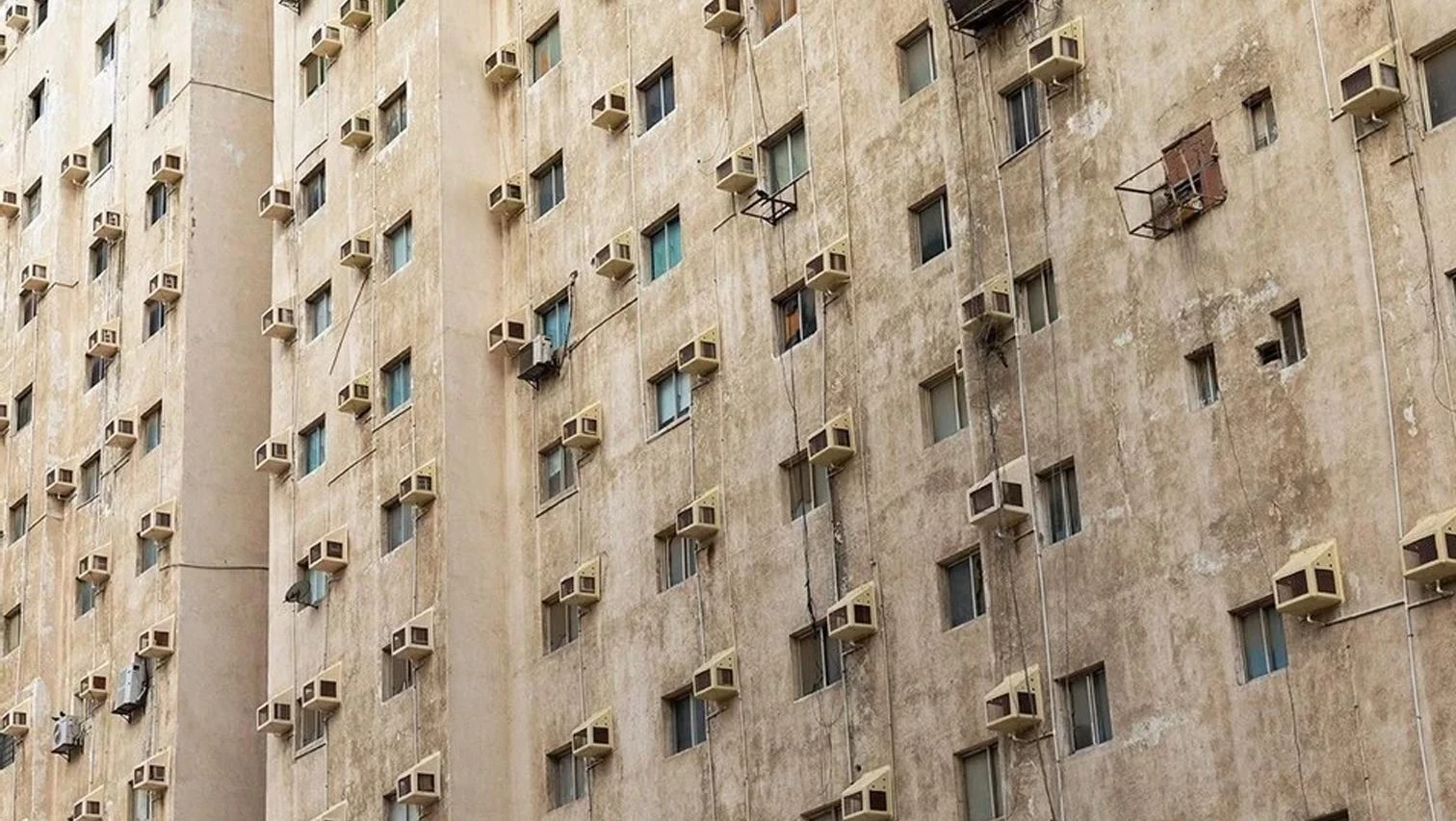 A new, green air-conditioning system manages without nasty gases