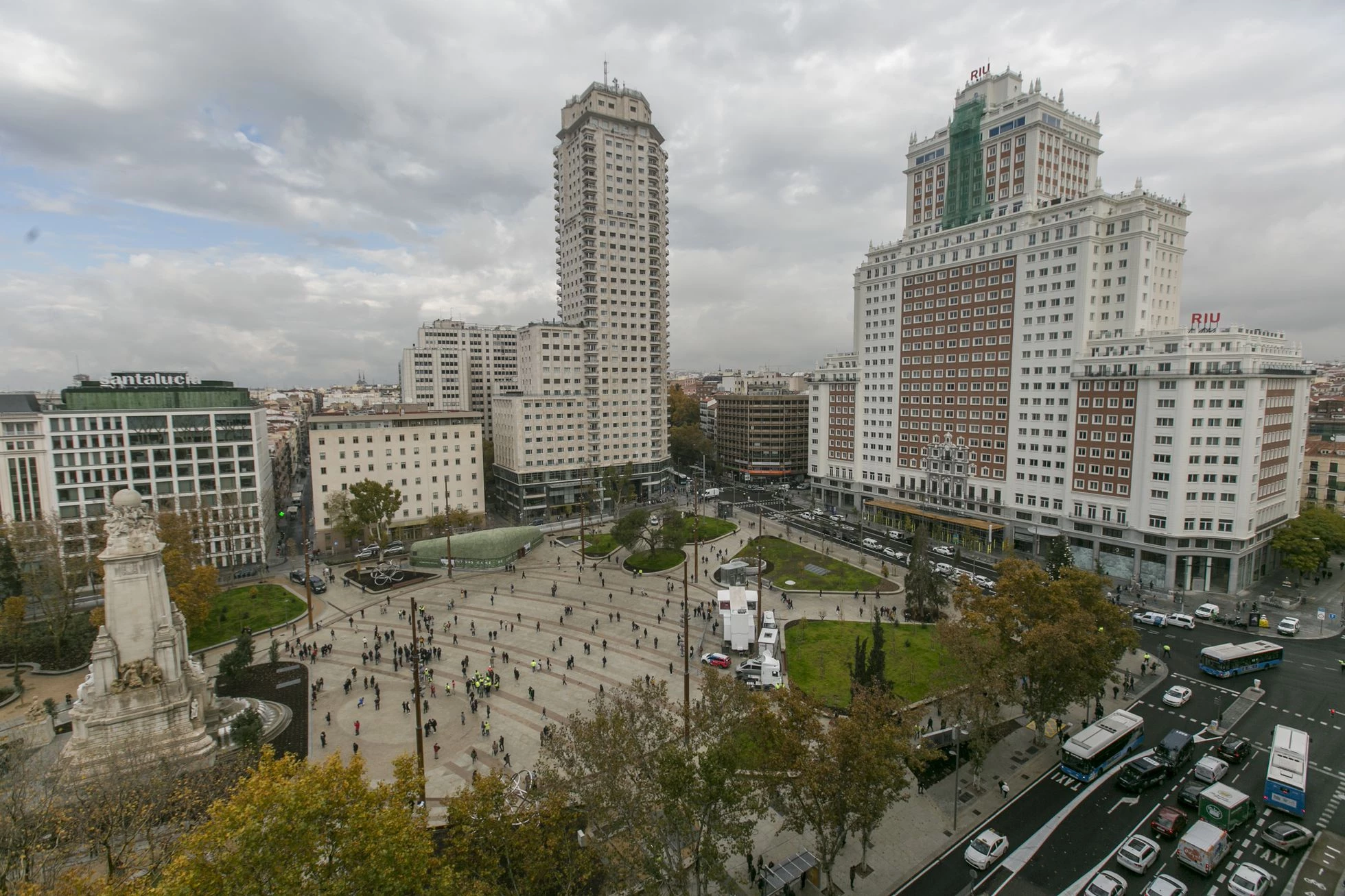 la plaza de espana madrid