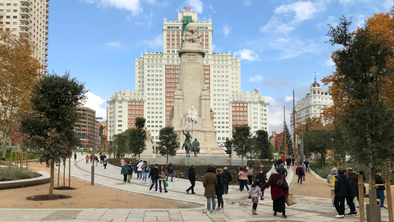 Plaza de España: todo para el pueblo, pero por el pueblo