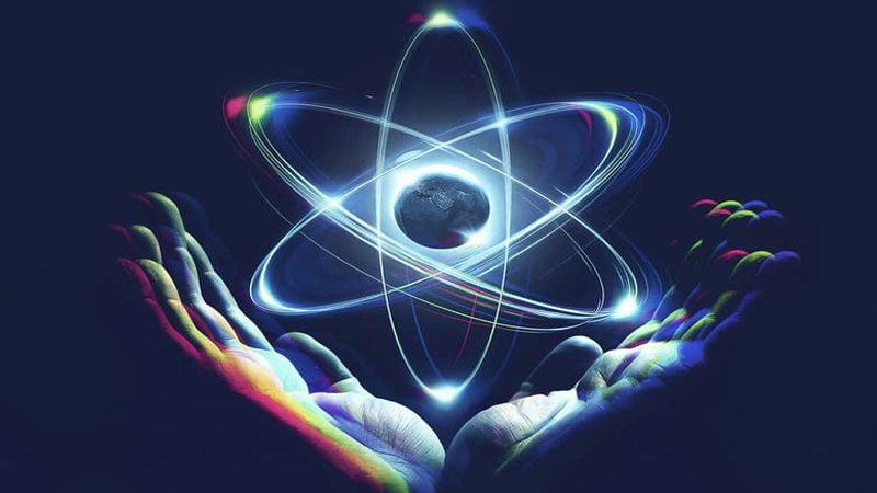 Oliver Stone defiende la energía nuclear