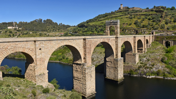 Ruta por el patrimonio español en peligro