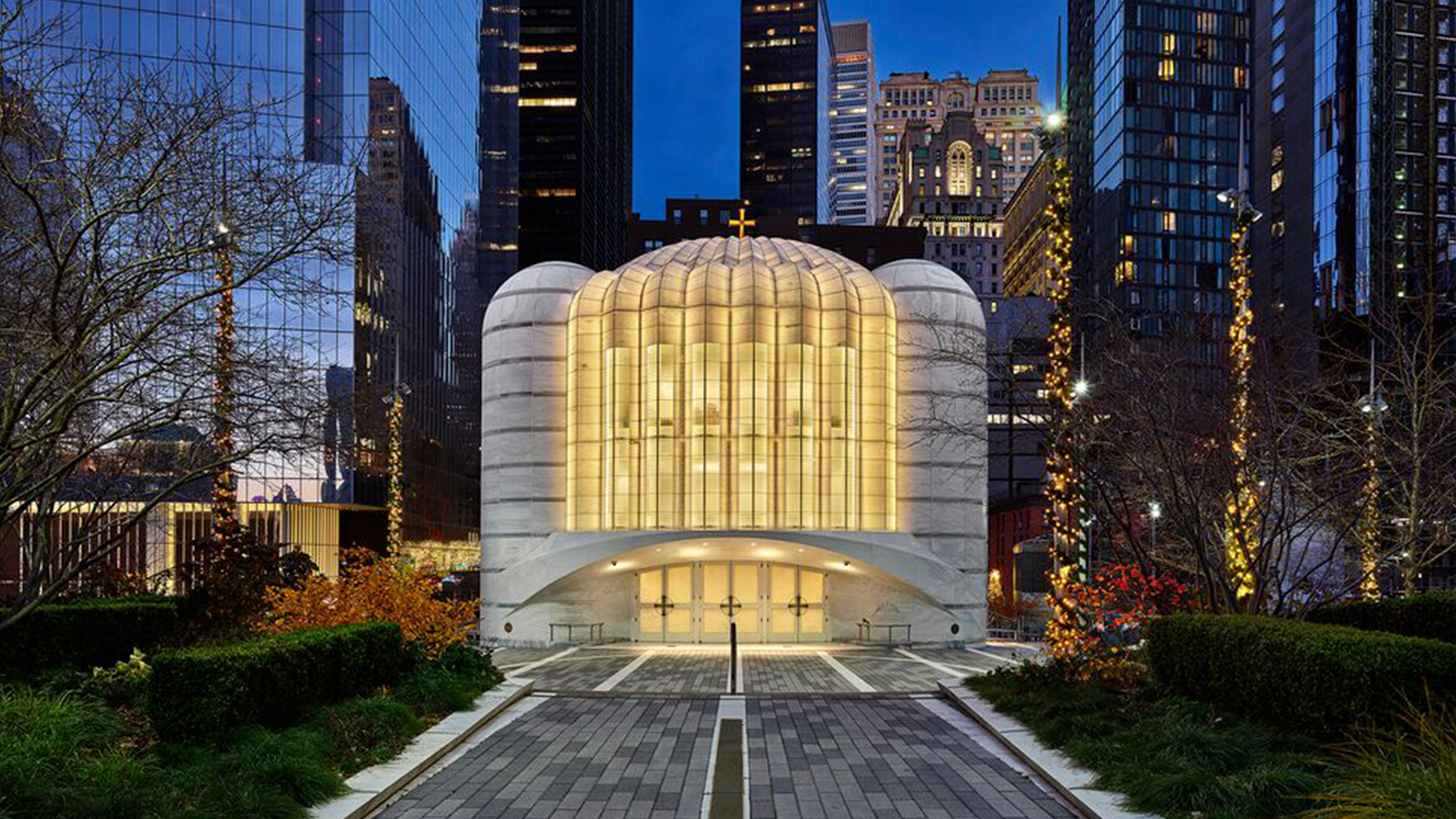  Reopening of the new St. Nicholas Church in New York, by Calatrava