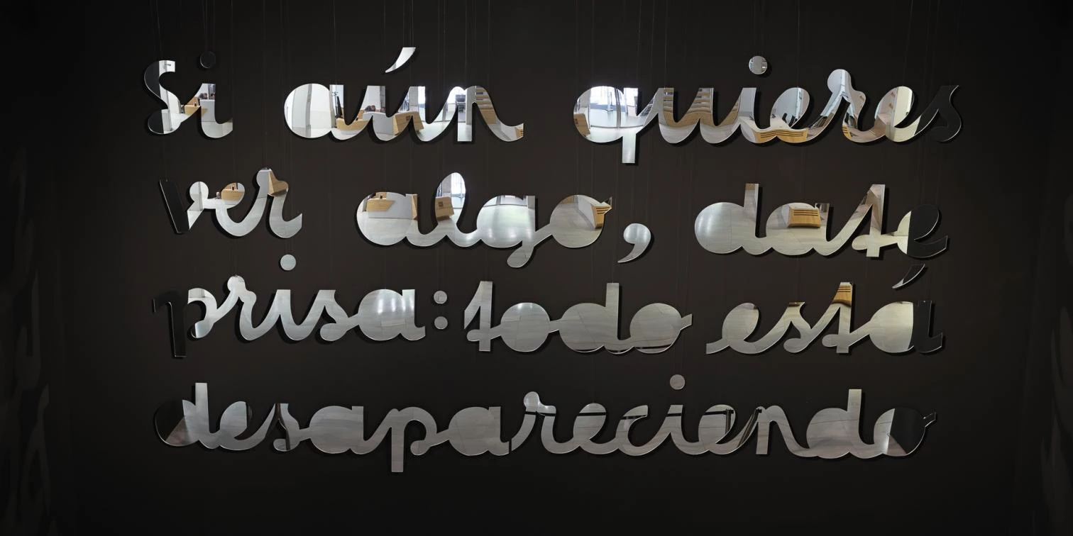 “Si aún quieres ver algo...” Eva Lootz en la Sala Alcalá 31