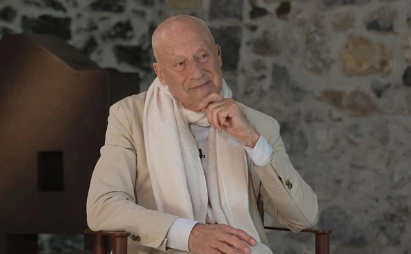  Norman Foster evoca a Chillida