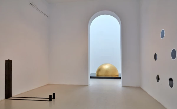 James Lee Byars. Perfecta es la pregunta