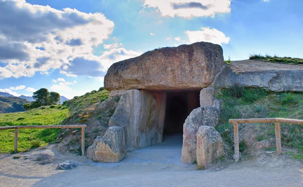 Así se movió la piedra de 150 toneladas que corona el dolmen de Menga en Málaga hace 5.500 años