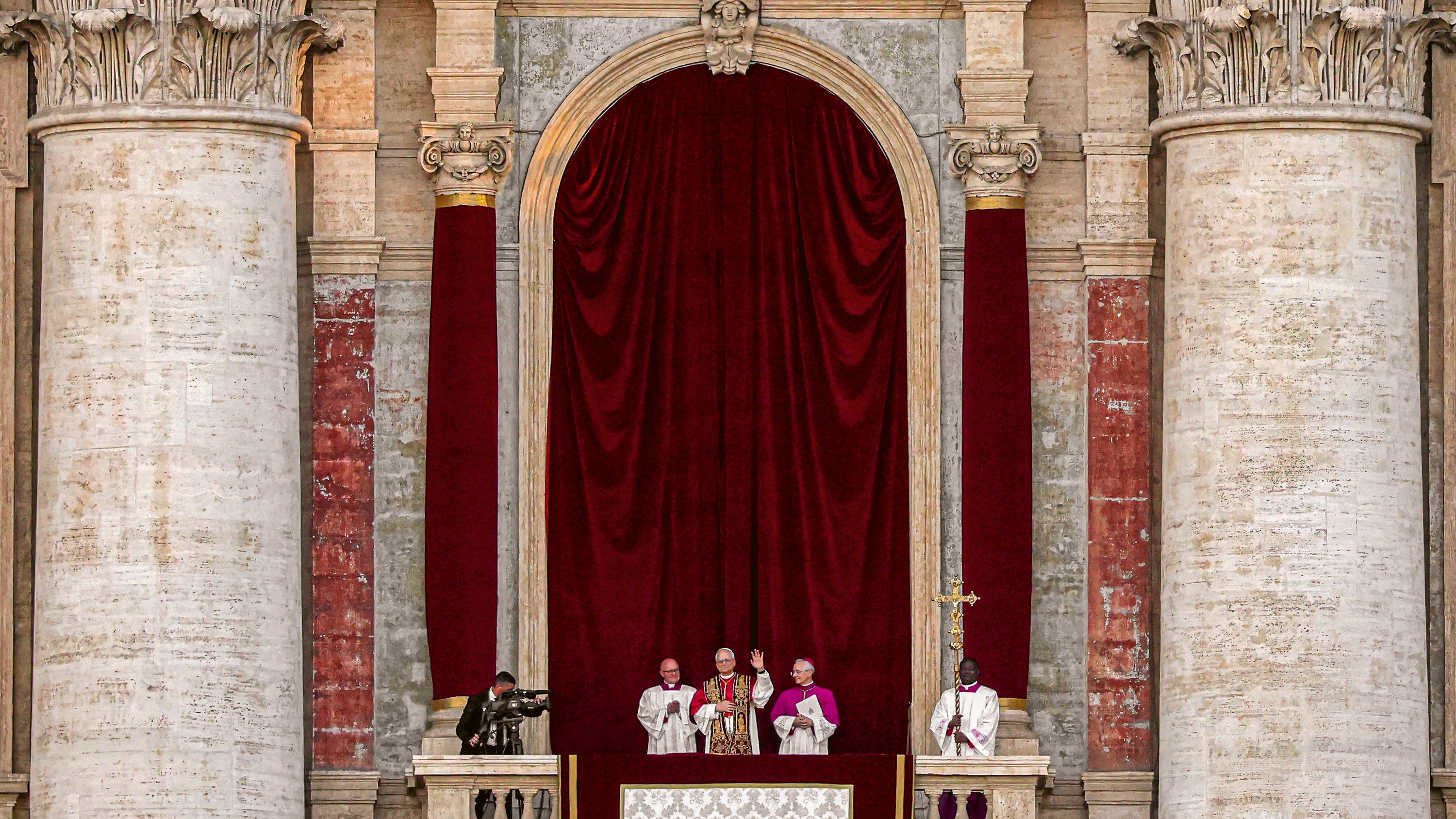 Papal Architectures