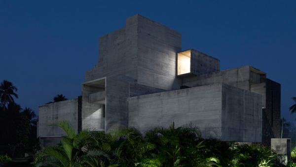Casa Up to the Sea en Surat