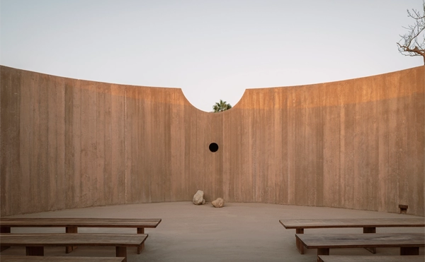 Capilla secular en Todos Santos 