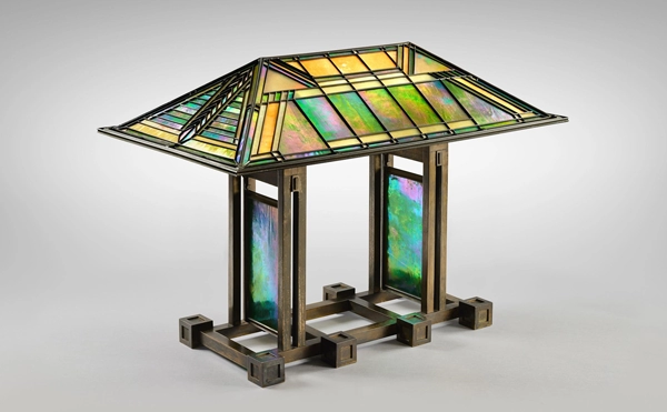 A Wright lamp sets new auction record