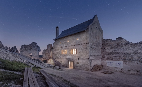 Rehabilitación del Castillo de Uhrovec