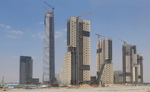 La nueva capital de Egipto ya llena el desierto