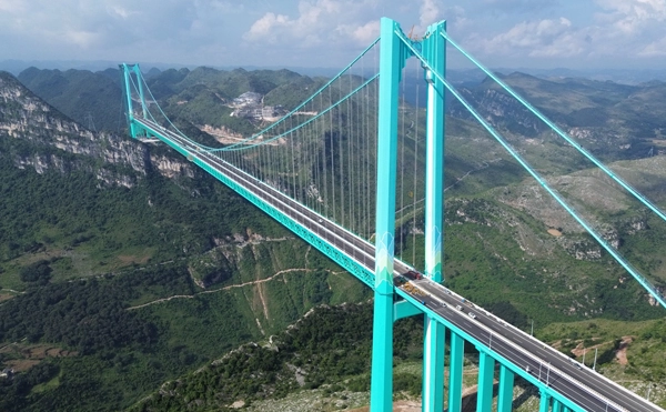 El puente más alto del mundo a 625 metros