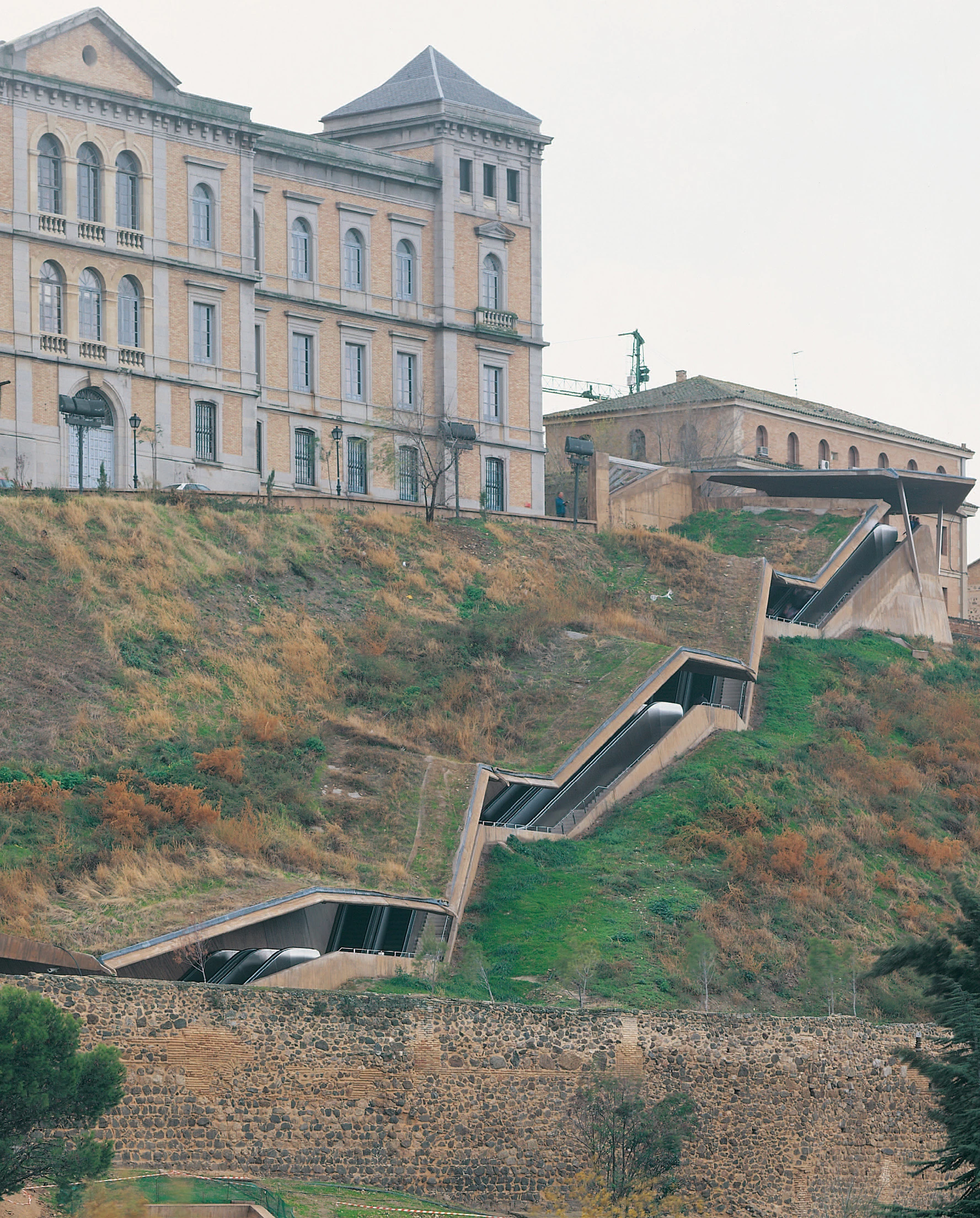 O que é stairs em Espanhol? escaleras