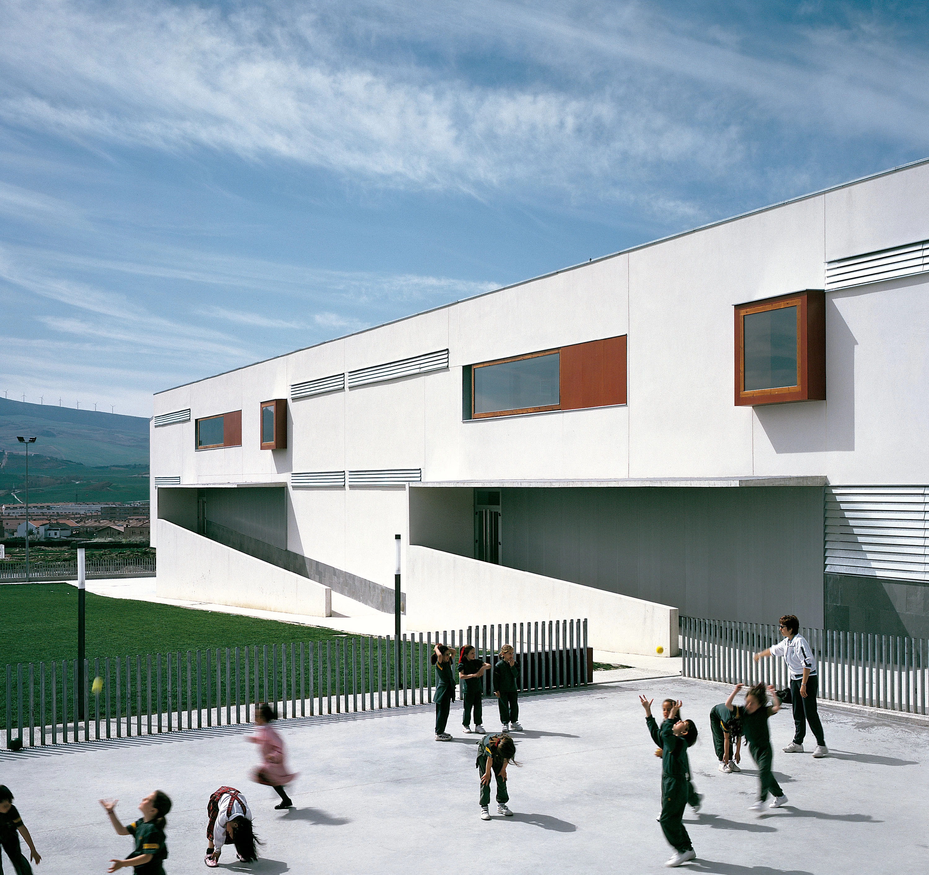 Colegio Miravalles, Cizur Menor