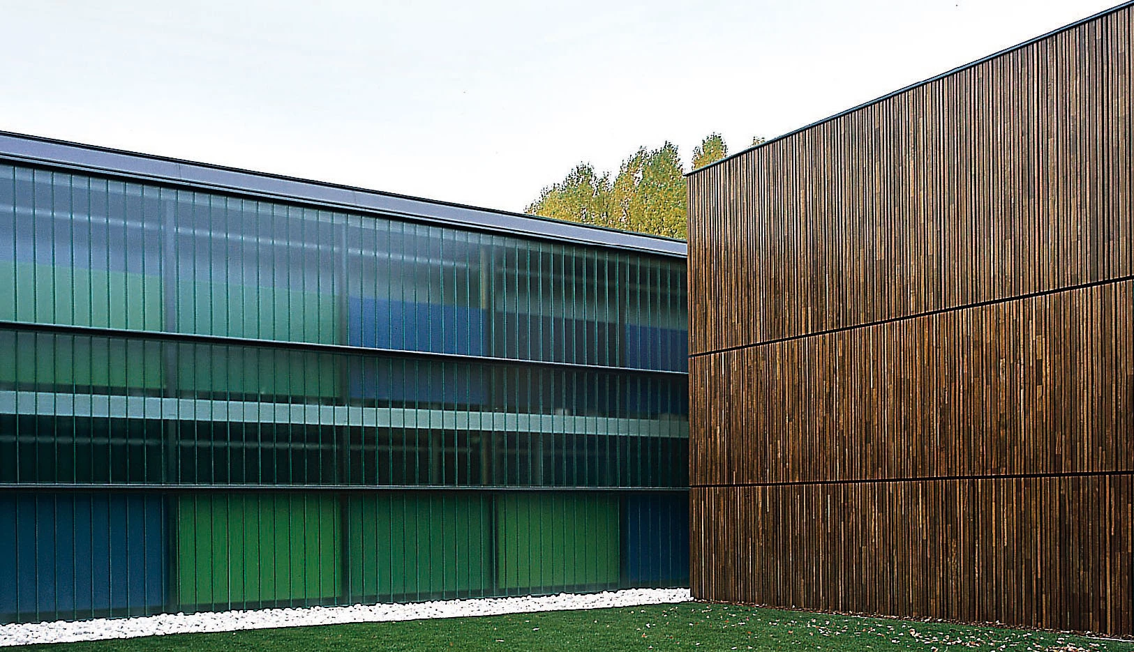 Escuela de negocios, Huarte