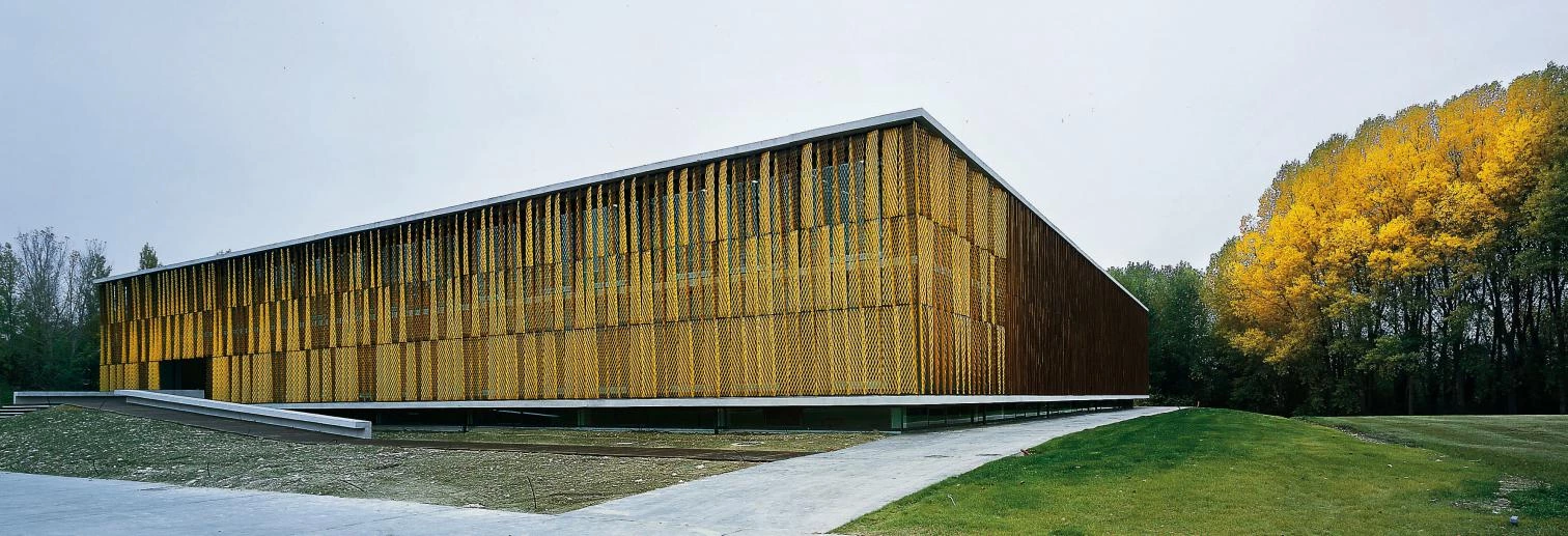 Escuela de negocios, Huarte
