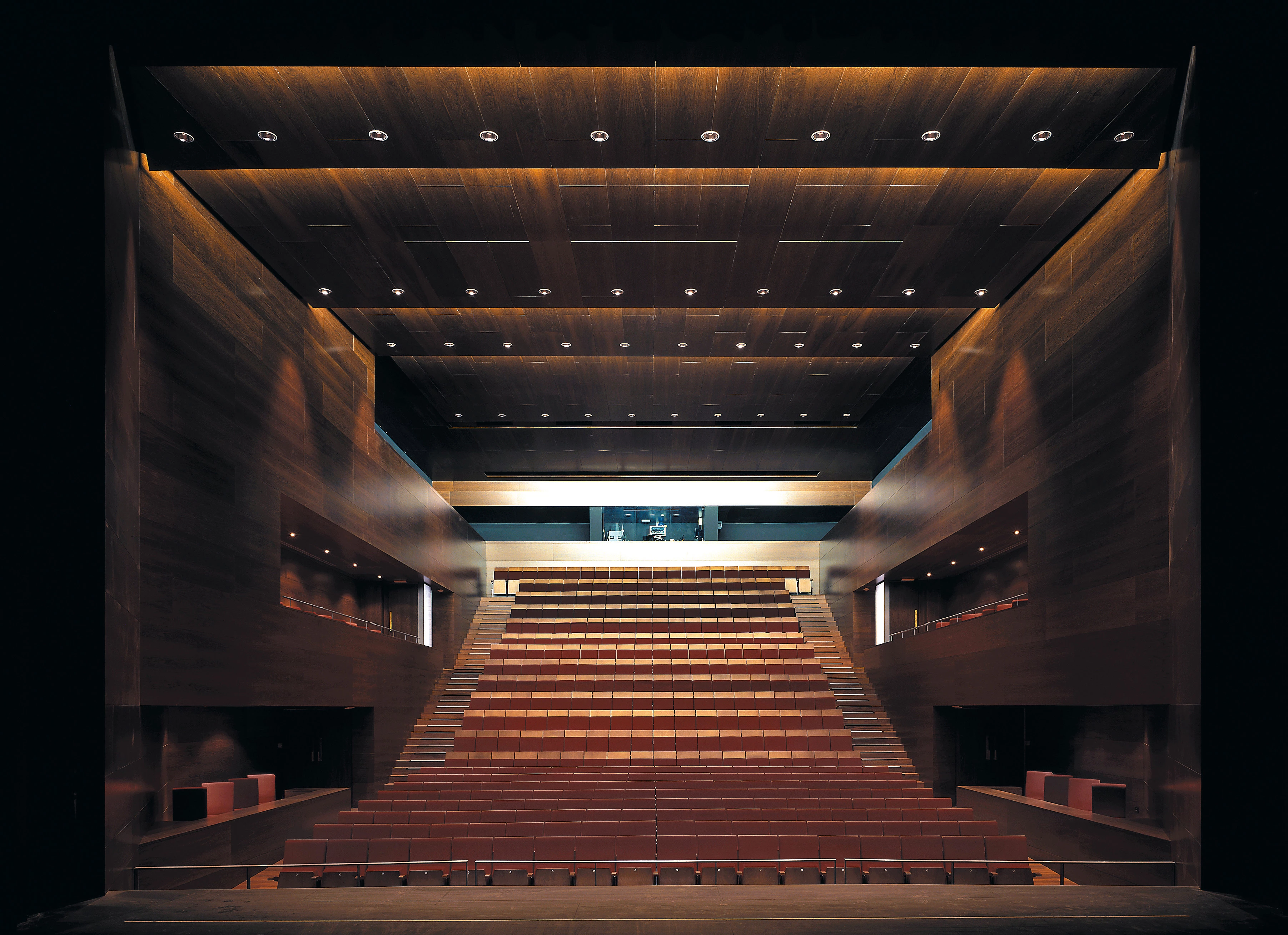 Espacio escénico, Vicar