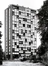 Transformación de la torre Bois-le-Prêtre, París