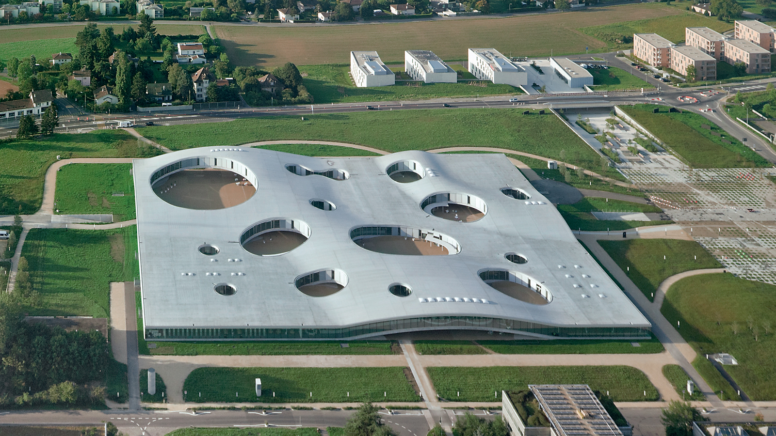 EPFL Rolex Learning - | Arquitectura