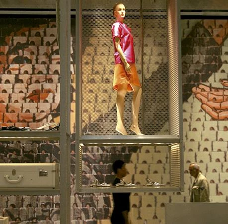 Loja De Prada Em New York City, EUA Foto Editorial - Imagem de compras,  varejo: 132003241