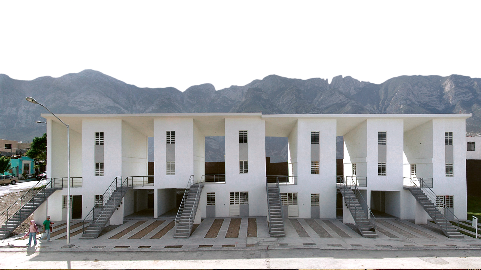 Monterrey housing - Alejandro ELEMENTAL | Arquitectura Viva