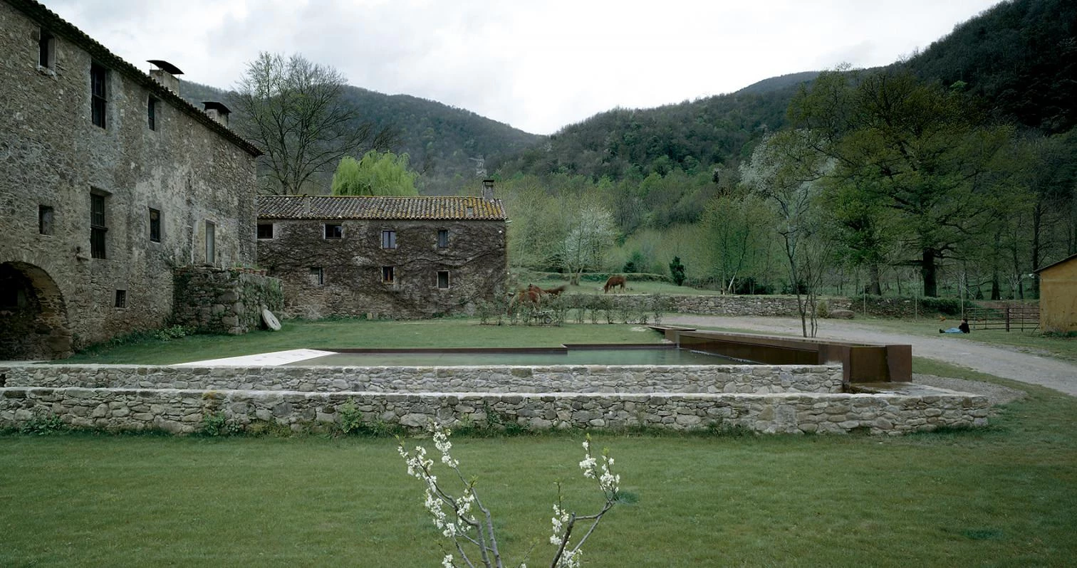 Alberca en La Vila de Trincheria, La Vall de Bianya