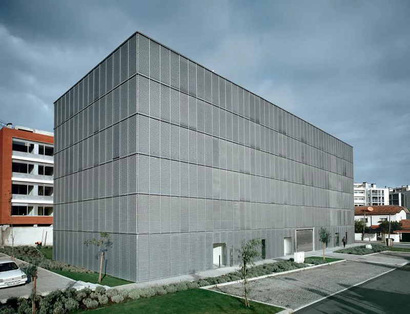 Bloque de viviendas, Maia