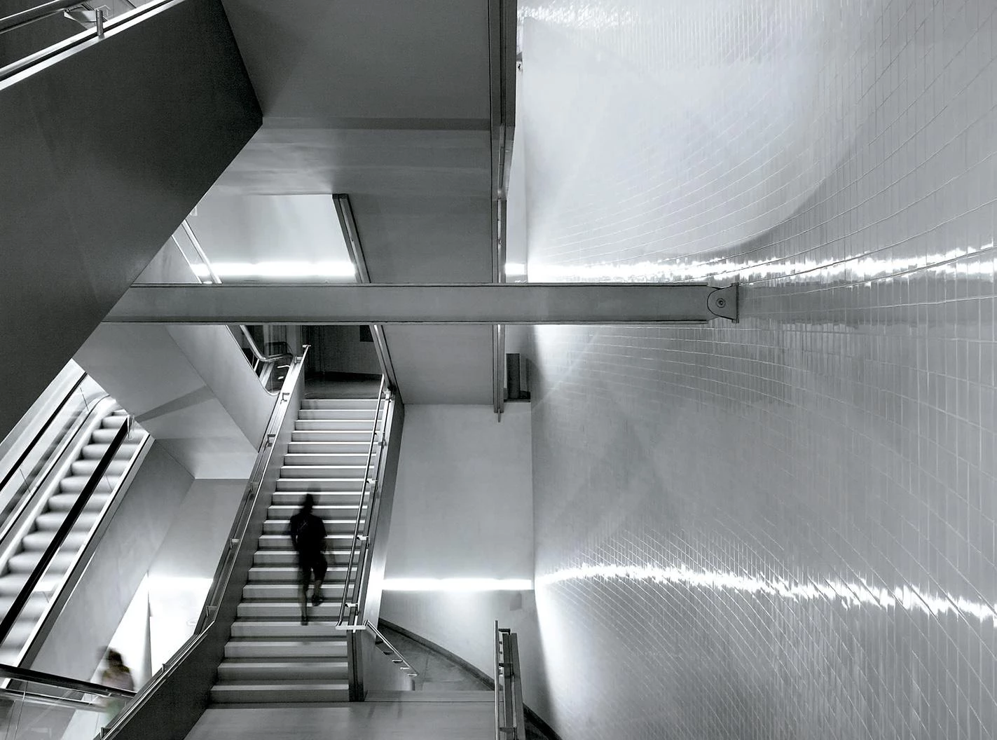 Metro de Oporto, Oporto