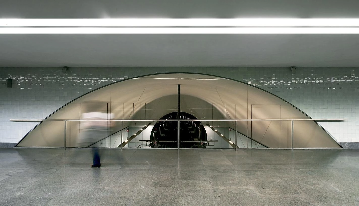 Metro de Oporto, Oporto