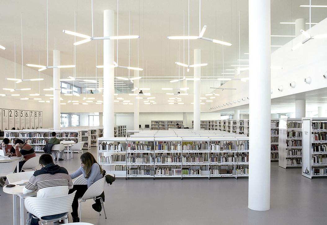 Biblioteca Pública de Ceuta,(España)