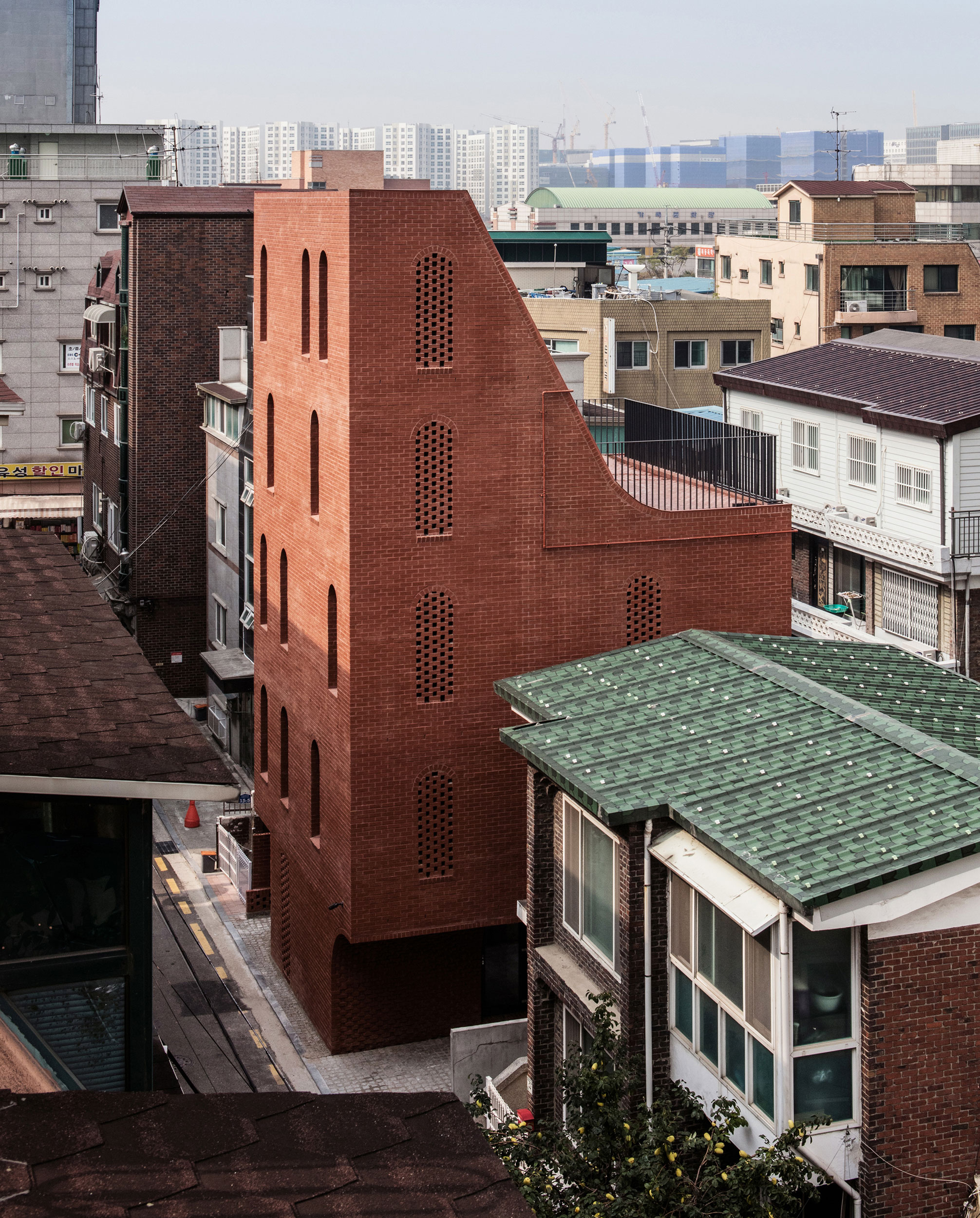 Five-floor house in Seoul