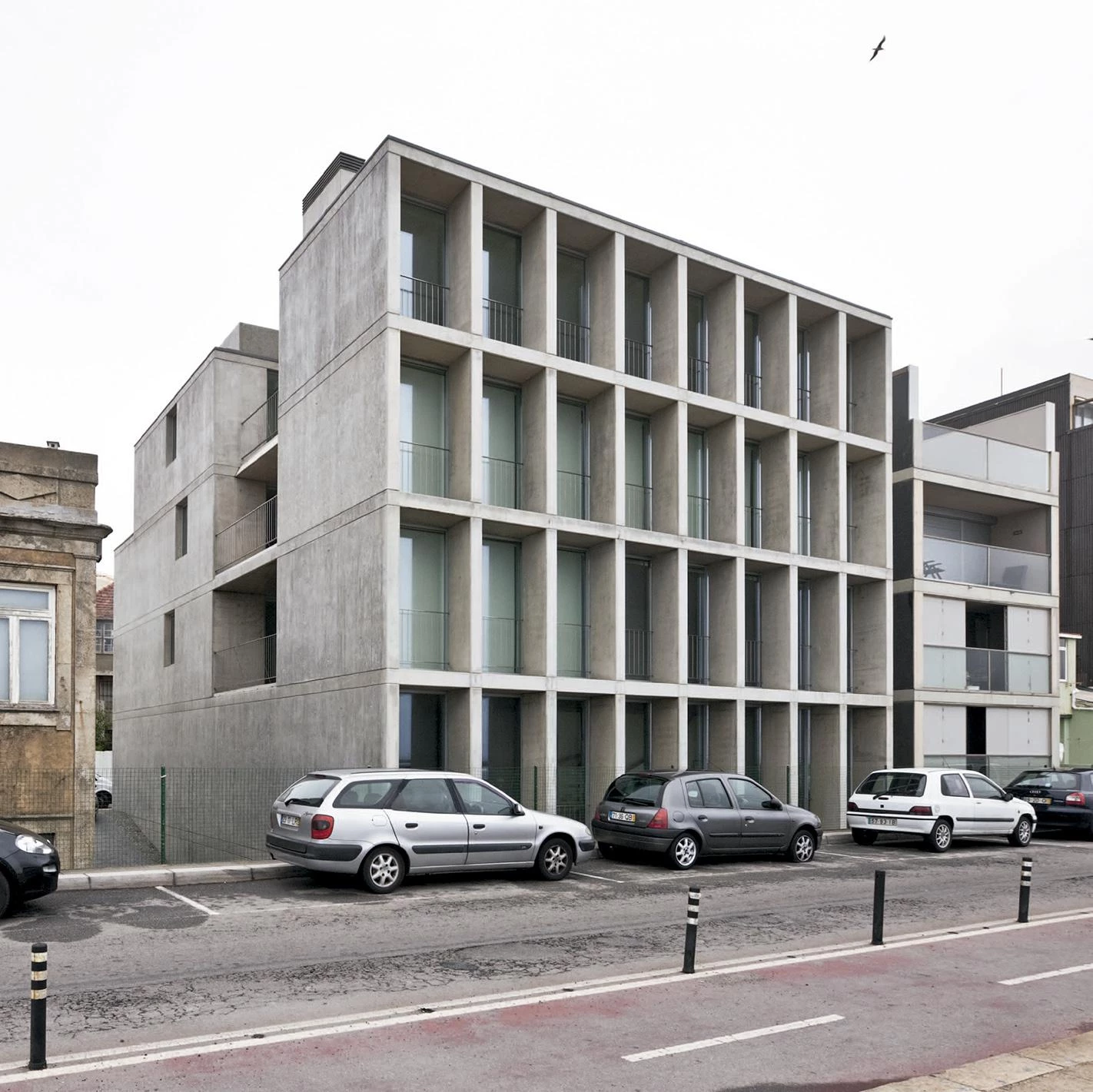 Edificio en Senhora da Luz