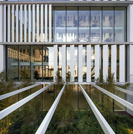 Stradivarius office