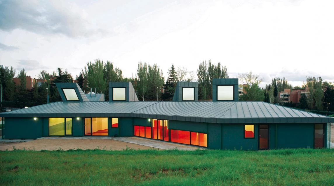 Escuela Infantil Municipal En Majadahonda - Totem Arquitectos Asociados ...