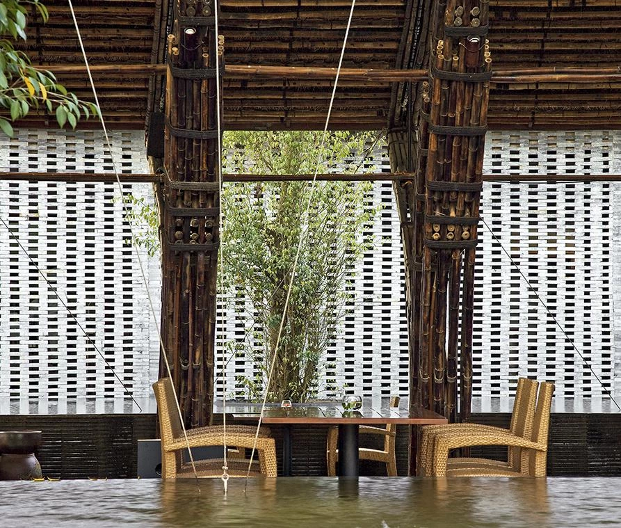 Wind and Water Café, Ho Chi Minh