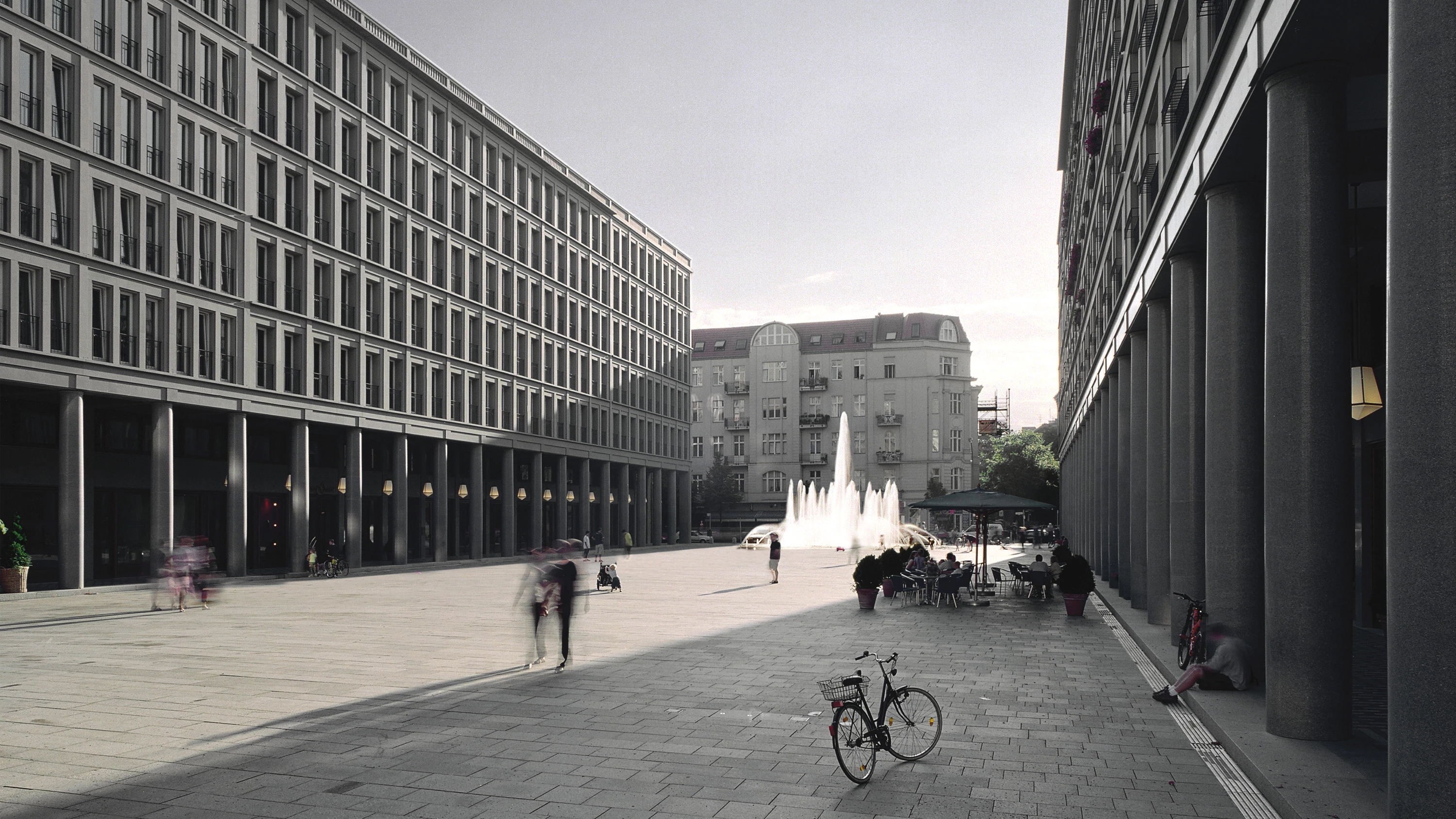 Walter Benjamin Square, Berlin - Kollhoff & Timmermann