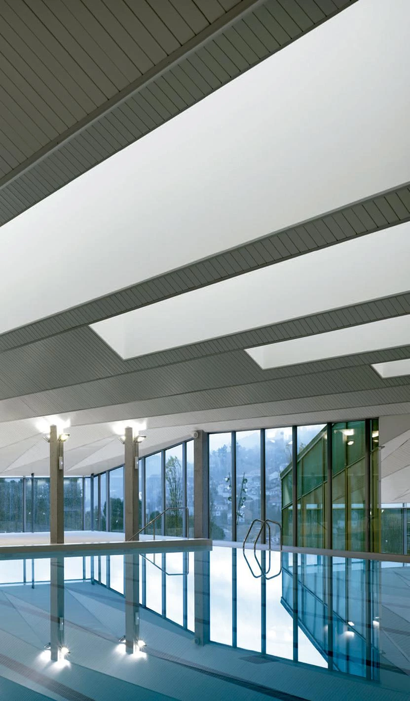 Piscina universitaria, Orense