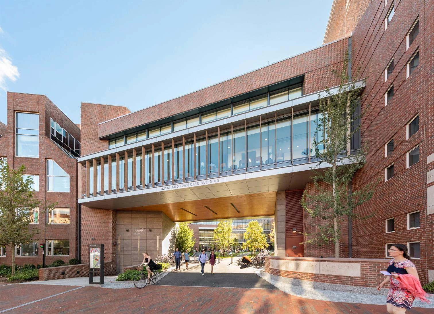 Transformación Del Campus De La Harvard Kennedy School - Robert A. M ...