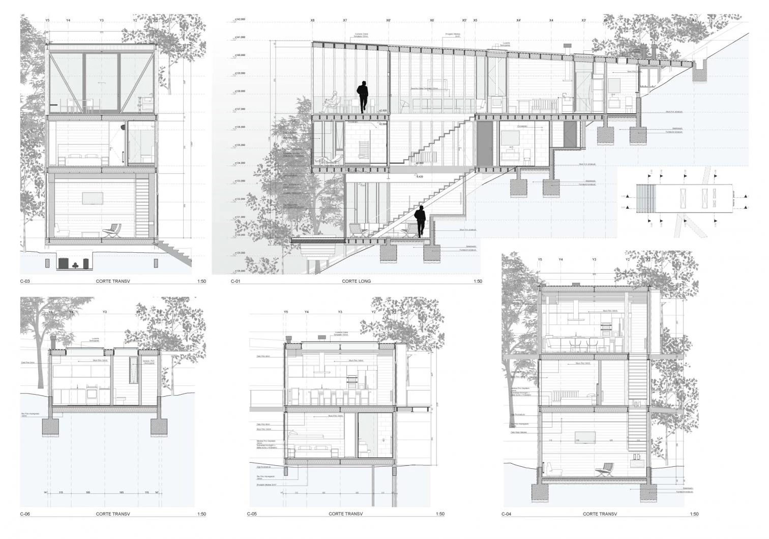 Casa en pendiente junto al lago Rapel